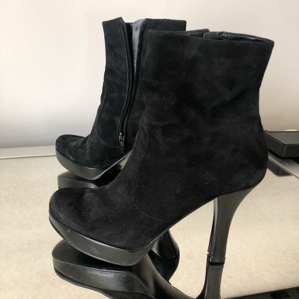 Women’s booties